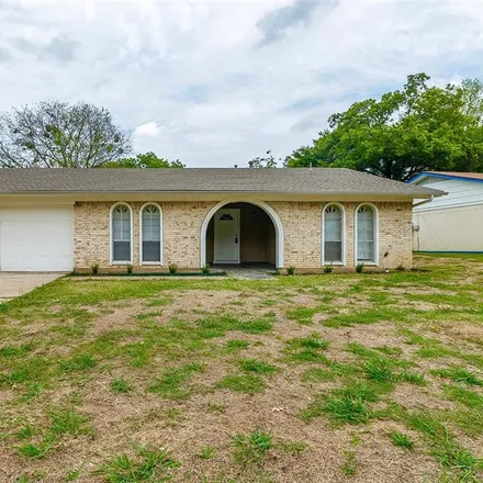 Buy this 4 bed house on 903 Warrington Court in Arlington, TX 76014