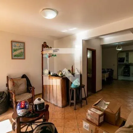 Rent this 4 bed house on Rua Professor Fernando de Magalhães in Regional Noroeste, Belo Horizonte - MG