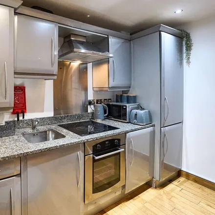 Rent this 2 bed apartment on London in SE1 0DT, United Kingdom