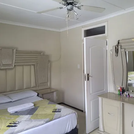 Image 7 - Quarters Hotel, Sandile Thusi Road, Overport, Durban, 4023, South Africa - Apartment for rent