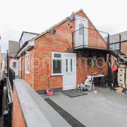 Rent this 2 bed apartment on Bury Park Road in Luton, LU1 1HE