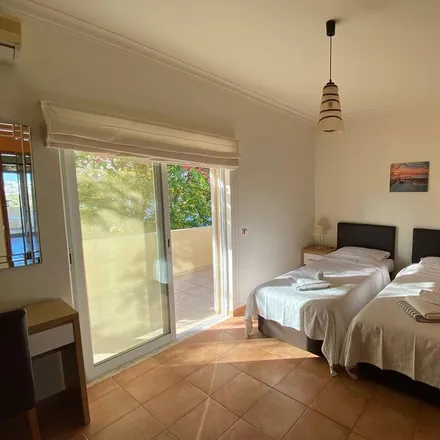 Rent this 5 bed house on 8400-620 Distrito de Évora