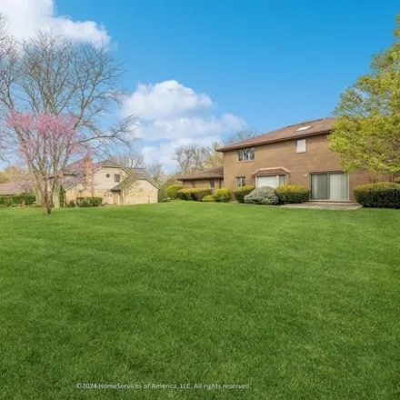 Image 4 - 840 Red Stable Way, Oak Brook, DuPage County, IL 60523, USA - House for sale