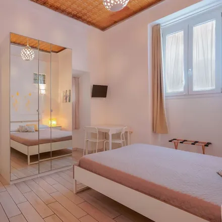 Rent this studio house on Via Giuseppe Manno 51