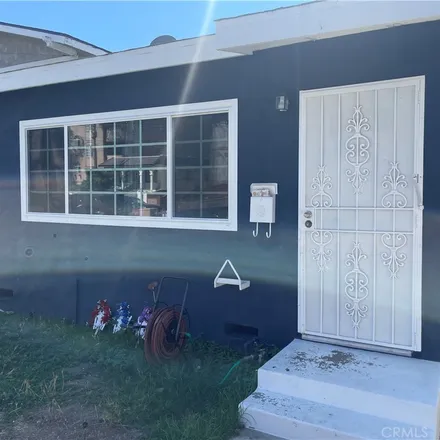 Buy this 2 bed house on 875 West 1st Street in Los Angeles, CA 90731