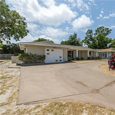 Image 2 - 2177 Scotland Drive, Clearwater, FL 33763, USA - House for sale