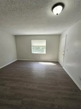 Image 7 - 13714 N 20th St Apt D, Tampa, Florida, 33613 - Apartment for rent