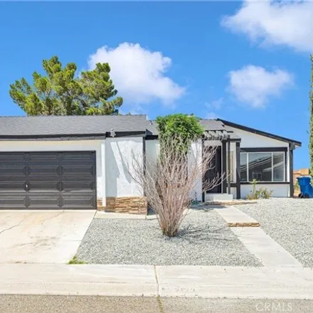 Buy this 3 bed house on 2123 Sierra Linda Dr in Barstow, California
