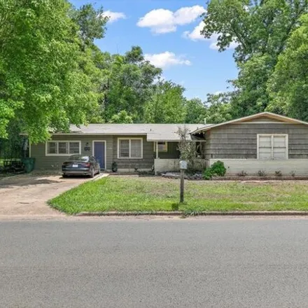 Buy this 3 bed house on 1936 Pearl Street in Nacogdoches, TX 75965