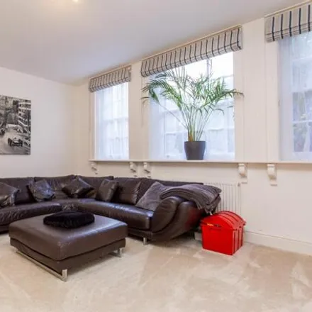 Image 3 - Stanmore Court, Canterbury, CT1 3DS, United Kingdom - Apartment for sale