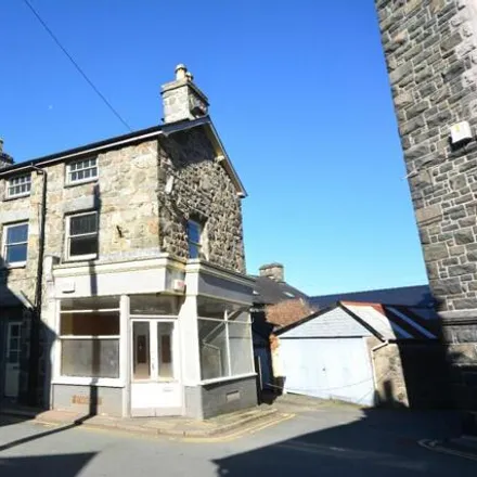 Buy this 4 bed house on Lemon Grass in Finsbury Square, Dolgellau
