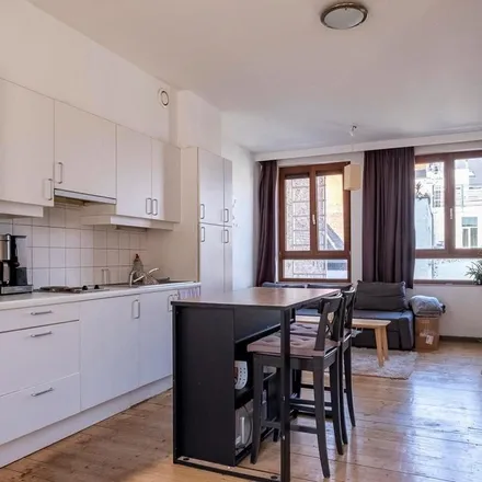 Rent this 1 bed apartment on Schoytestraat 7 in 2000 Antwerp, Belgium