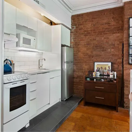 Image 2 - 68 Bank Street, New York, NY 10014, USA - Townhouse for rent