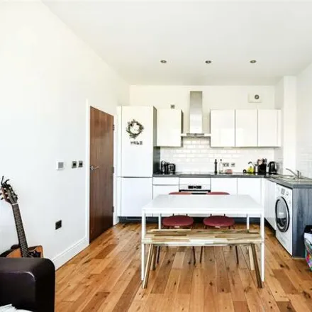 Buy this 1 bed apartment on Churchill Business Centre in Church Hill, London