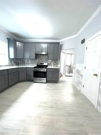 Rent this 3 bed apartment on 134-07 101st Avenue in New York, NY 11419