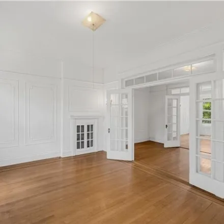 Image 4 - 26 4th Pl, Brooklyn, New York, 11231 - Townhouse for sale