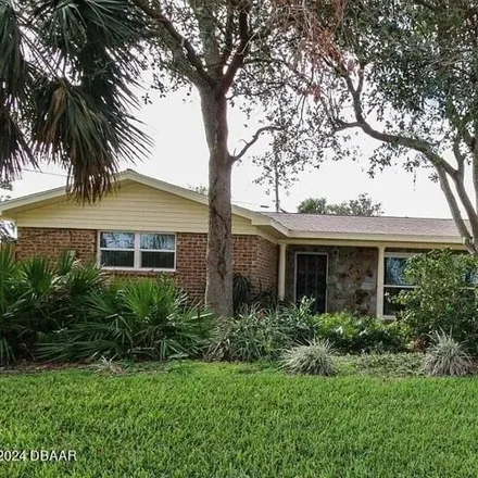 Buy this 3 bed house on 950 Ginger Circle in Ormond Beach, FL 32176