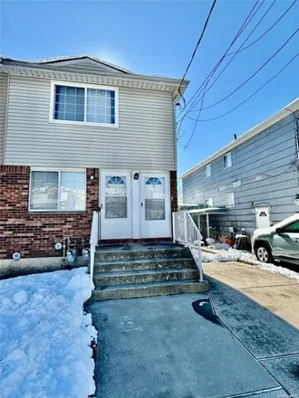 Buy this 4 bed house on 1046 Rensselaer Avenue in New York, NY 10309