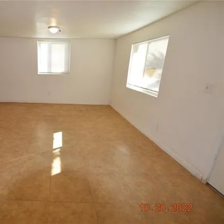 Image 6 - East Rome Boulevard, North Las Vegas, NV 89086, USA - Duplex for rent