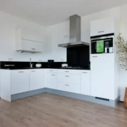 Rent this 4 bed apartment on Houtwerf 42 in 3433 DJ Nieuwegein, Netherlands