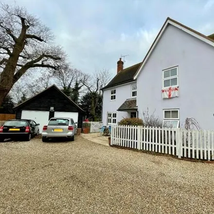 Buy this 4 bed house on Church Road in Gosfield, CO9 1TP