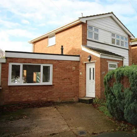 Rent this 4 bed house on Halsey Drive in Great Wymondley, SG4 9QS