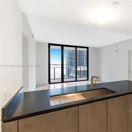 Image 3 - 1010 Brickell Ave, Unit # 2802 - Apartment for rent