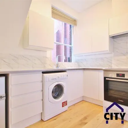 Rent this 2 bed apartment on Rathcoole Avenue in London, N8 9LY