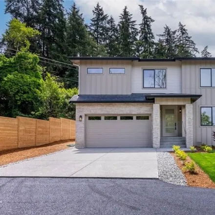 Buy this 4 bed house on 1368 13th Avenue in Milton, Pierce County