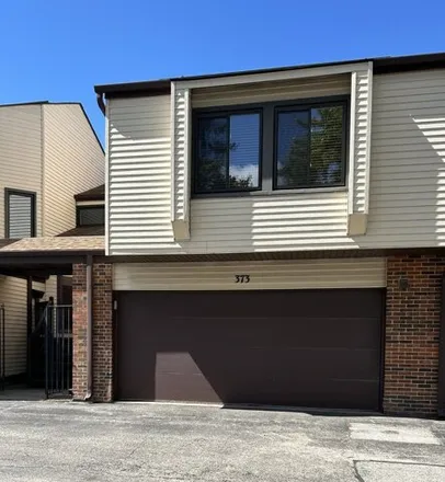 Buy this 3 bed townhouse on Juniper Tree Court in Hoffman Estates, Schaumburg Township