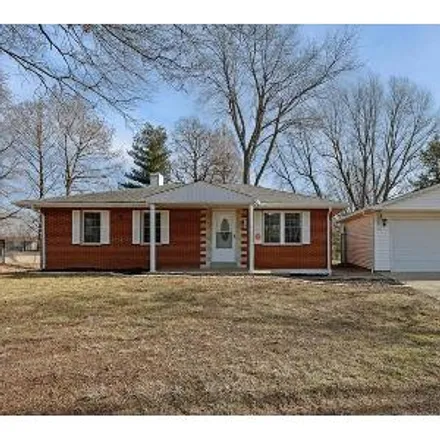 Buy this 3 bed house on 103 Hill Crest Drive in Madison County, IL 62034