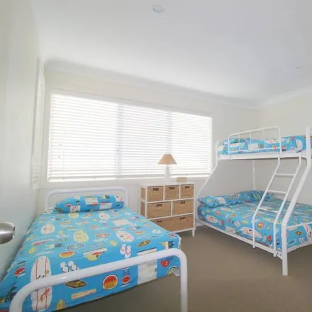 Rent this 3 bed townhouse on Crescent Head NSW 2440
