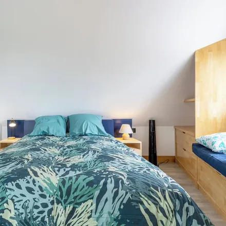 Rent this 2 bed house on 29910 Trégunc