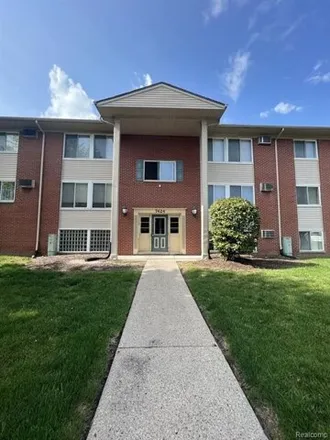 Rent this 2 bed condo on 7430 Central Avenue in Westland, MI 48185