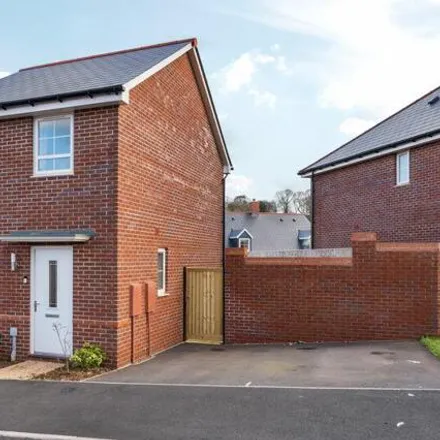 Buy this 2 bed house on Stanbury Row in Shillingford Abbot, EX2 0AA