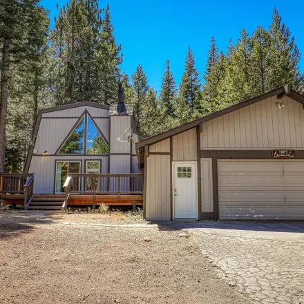 Buy this 3 bed loft on 13973 Gyrfalcon Street in Truckee, CA 96161