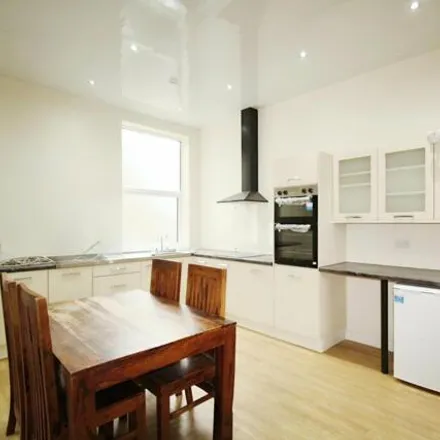 Image 5 - 2 Lavender Walk, Leeds, LS9 8JB, United Kingdom - House for rent