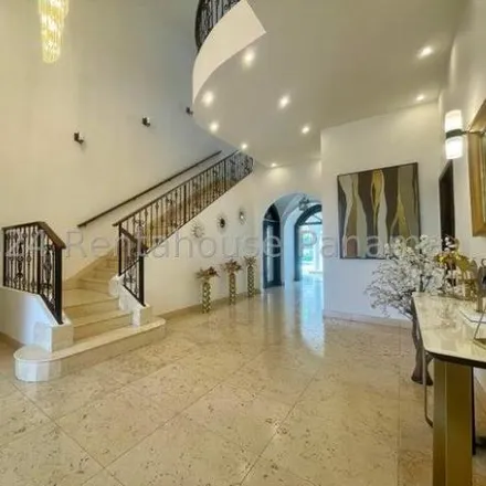 Rent this 8 bed house on Avenida de la Rotonda in Parque Lefevre, Panamá