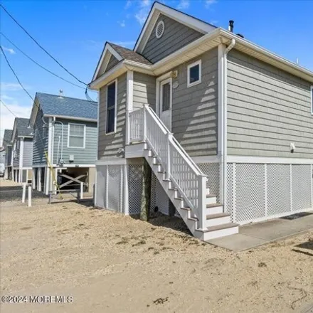 Image 2 - 3290 Seaview Road, Dover Beaches North, Toms River, NJ 08735, USA - House for sale
