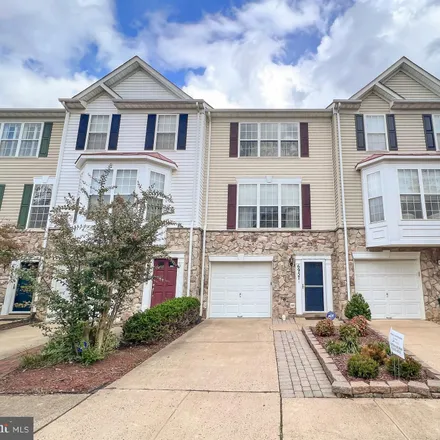 Buy this 3 bed townhouse on 6909 Banchory Court in Franconia, VA 22315