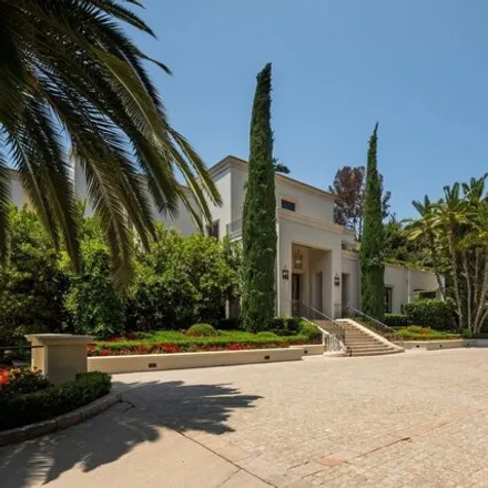 Image 3 - 1210 Benedict Canyon Drive, Beverly Hills, CA 90210, USA - House for sale