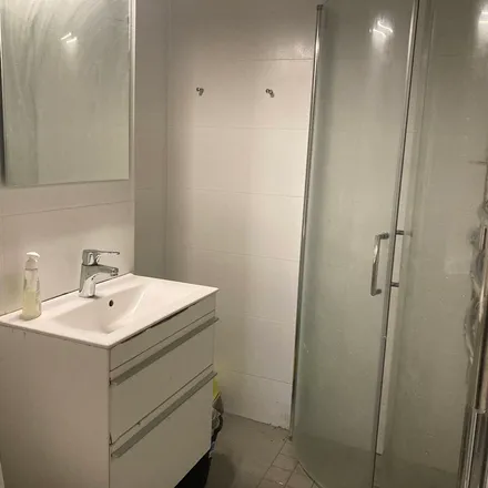 Rent this 3 bed apartment on Hälsovägen 37 in 254 42 Helsingborg, Sweden