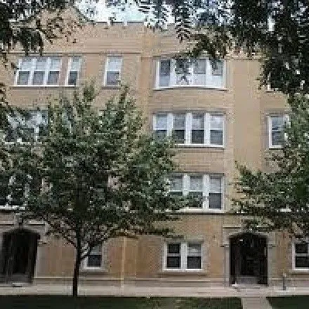 Buy this 2 bed house on 5251-5255 North Rockwell Street in Chicago, IL 60645