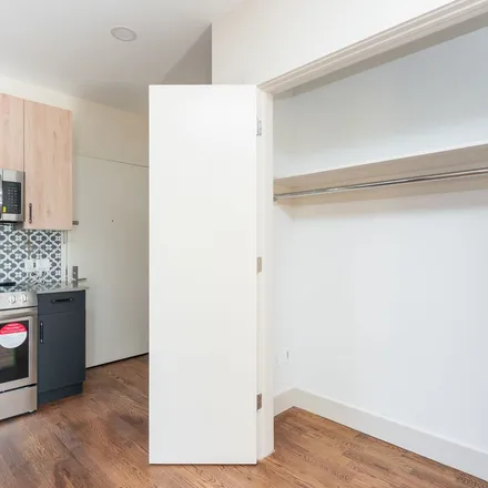 Rent this 3 bed apartment on 610 Maple Street in New York, NY 11203