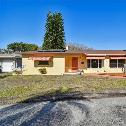 Rent this 4 bed house on 7041 Hibiscus Avenue South in South Pasadena, Pinellas County