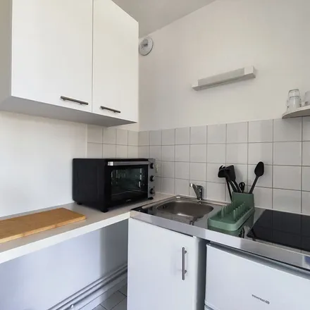 Rent this 1 bed apartment on 11 Avenue de la République in 37540 Saint-Cyr-sur-Loire, France
