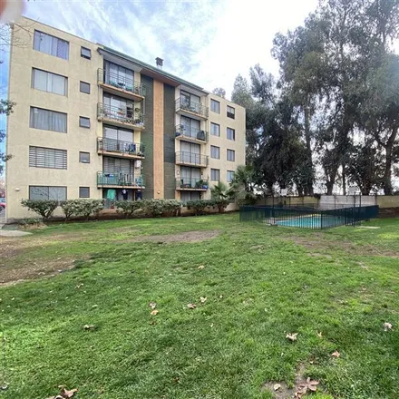 Buy this 2 bed apartment on Froilán Roa 5354 in 783 0198 Macul, Chile