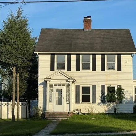 Buy this 3 bed house on 226 Highland Avenue Extension in City of Middletown, NY 10940