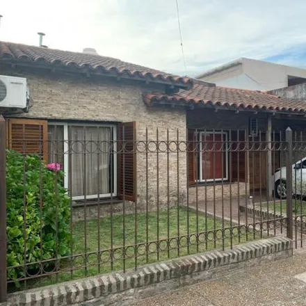 Buy this 2 bed house on América 2749 in Partido de La Matanza, 1753 Villa Luzuriaga