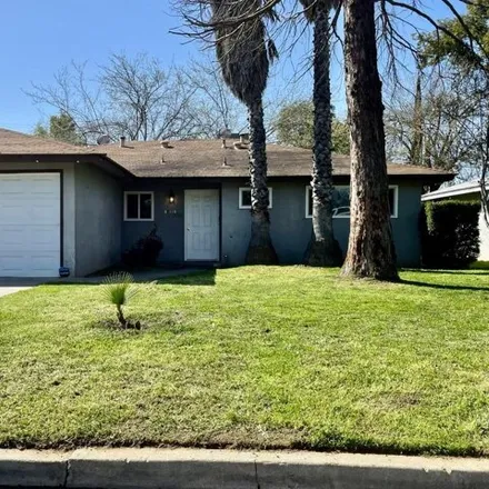 Buy this 3 bed house on 1408 Merced Street in Madera, CA 93638